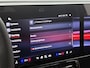 Mercedes-Benz GLB 200 Business Solution AMG 7p. 58 kWh | Premium pakket | Nightpakket | Winterpakket | Sportstoelen | Trekhaak | Vast panoramadak | Massage functie | GUARD 360° | 19” vijfspaaks lichtmetalen AMG-velgen |