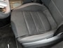 Mercedes-Benz GLB 200 Business Solution AMG 7p. 58 kWh | Premium pakket | Nightpakket | Winterpakket | Sportstoelen | Trekhaak | Vast panoramadak | Massage functie | GUARD 360° | 19” vijfspaaks lichtmetalen AMG-velgen |