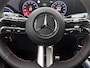 Mercedes-Benz GLB 200 Business Solution AMG 7p. 58 kWh | Premium pakket | Nightpakket | Winterpakket | Sportstoelen | Trekhaak | Vast panoramadak | Massage functie | GUARD 360° | 19” vijfspaaks lichtmetalen AMG-velgen |