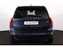 Volvo XC90 T8 Recharge AWD Ultra Dark Exec. Ed. - Panorama/schuifdak - Luchtvering - IntelliSafe Assist & Surround - 360º Camera - Bowers & Wilkins audio - Verwarmde voorstoelen, stuur & achterbank - Parkeersensoren voor & achter - Elektr. bedienb. voorstoelen met geheugen - Head up display - Draadloze tel. lader - Extra getint glas - 22'' LMV
