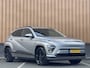 Hyundai Kona Electric Standard Range Pure Edition 48.6 kWh | Draadloze Apple Carplay | Android Auto | Rijmodus Regeling | Lane Assist | Stuurwielverwarming |