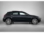 Mercedes-Benz A-klasse 250 e 140 Year Edition | Premium Plus | Nightpakket | Trekhaak | Panoramaschuifdak | 360° camera | 19-inch vijfdubbelspaak AMG velgen | Warmtewerend, donkergetint glas |