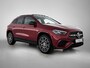 Mercedes-Benz GLA 250 e 140 Year Edition | Nightpakket | Spiegelpakket | Panoramaschuifdak | Dodehoekassistent | 20” tien-dubbelspaaks AMG velgen | Sound system |