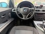 BMW 3-Serie Coupé 320i 6 bak met cruise controle en airco Nederlandse Auto en zeer goed onderhouden