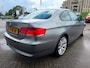 BMW 3-Serie Coupé 320i 6 bak met cruise controle en airco Nederlandse Auto en zeer goed onderhouden