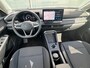 Volkswagen T-Roc 1.5 eTsi * Nieuw model * Hoogglans R-Line Look * 10.000KM! * Parkeercamera * Navigatie *