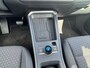 Volkswagen T-Roc 1.5 eTsi * Nieuw model * Hoogglans R-Line Look * 10.000KM! * Parkeercamera * Navigatie *
