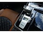 Audi Q7 60 TFSI e Quattro Pro Line S Competition | 489 PK | PHEV | Audi Exclusive | Pano | 360° Camera | Trekhaak Audi Q7 60 TFSI e quattro Pro Line S Competition 489 PK Plug-in Hybrid met 3.0 V6 benzinemotor en 8-traps automatische transmissie, voorzien van een zeer luxe Audi Exclusive interieur, panora