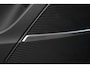Audi Q7 60 TFSI e Quattro Pro Line S Competition | 489 PK | PHEV | Audi Exclusive | Pano | 360° Camera | Trekhaak Audi Q7 60 TFSI e quattro Pro Line S Competition 489 PK Plug-in Hybrid met 3.0 V6 benzinemotor en 8-traps automatische transmissie, voorzien van een zeer luxe Audi Exclusive interieur, panora