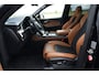 Audi Q7 60 TFSI e Quattro Pro Line S Competition | 489 PK | PHEV | Audi Exclusive | Pano | 360° Camera | Trekhaak Audi Q7 60 TFSI e quattro Pro Line S Competition 489 PK Plug-in Hybrid met 3.0 V6 benzinemotor en 8-traps automatische transmissie, voorzien van een zeer luxe Audi Exclusive interieur, panora