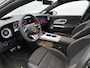 Mercedes-Benz CLA Shooting Brake 200 Business Solution AMG 58 kWh | Premium Plus pakket | Nightpakket | Trekhaak | Vast panoramadak | Burmester 3D Surround Sound | Sportstoelen | 18" vijfspaaks lichtmetalen AMG-velgen | URBAN GUARD |