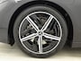 Mercedes-Benz CLA Shooting Brake 200 Business Solution AMG 58 kWh | Premium Plus pakket | Nightpakket | Trekhaak | Vast panoramadak | Burmester 3D Surround Sound | Sportstoelen | 18" vijfspaaks lichtmetalen AMG-velgen | URBAN GUARD |