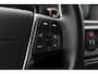 Volvo V40 2.0 D3 Momentum | Trekhaak | ACC | BLIS | Standkachel | Stoelverwarming voor+achter | Navigatie | Lane Assist | High Performance Audio | 17 Inch
