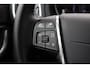 Volvo V40 2.0 D3 Momentum | Trekhaak | ACC | BLIS | Standkachel | Stoelverwarming voor+achter | Navigatie | Lane Assist | High Performance Audio | 17 Inch