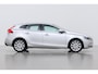 Volvo V40 2.0 D3 Momentum | Trekhaak | ACC | BLIS | Standkachel | Stoelverwarming voor+achter | Navigatie | Lane Assist | High Performance Audio | 17 Inch