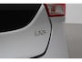 Volvo V40 2.0 D3 Momentum | Trekhaak | ACC | BLIS | Standkachel | Stoelverwarming voor+achter | Navigatie | Lane Assist | High Performance Audio | 17 Inch
