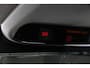 Volvo V40 2.0 D3 Momentum | Trekhaak | ACC | BLIS | Standkachel | Stoelverwarming voor+achter | Navigatie | Lane Assist | High Performance Audio | 17 Inch