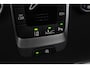 Volvo V40 2.0 D3 Momentum | Trekhaak | ACC | BLIS | Standkachel | Stoelverwarming voor+achter | Navigatie | Lane Assist | High Performance Audio | 17 Inch
