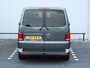 Volkswagen Transporter 2.0 TDI 200 pk L2 Bulli DC DSG | Dubbele cabine | Dubbel schuifdeur | Navigatie | Adaptieve Cruise control | Airco | Camera | LED | App connect | Stoelverwarming | Digital cockpit | PDC | Trekhaak | Glaslook panelen| Betimmering |