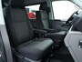 Volkswagen Transporter 2.0 TDI 200 pk L2 Bulli DC DSG | Dubbele cabine | Dubbel schuifdeur | Navigatie | Adaptieve Cruise control | Airco | Camera | LED | App connect | Stoelverwarming | Digital cockpit | PDC | Trekhaak | Glaslook panelen| Betimmering |