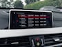 BMW X1 xDrive25e High Ex. | Stormbay | Camera | Trekhk afn | Elek.st. | Leer | 19 inch | Uniek!