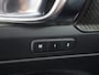 Volvo XC40 2.0 T5 AWD Intro Edition | 360 camera | Stoelverwarming V+A | Cruise control adaptief | Trekhaak | Panoramdak | Harman/Kardon | Apple Carplay/Android Auto |