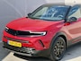 Opel Mokka-e Electric GS 50 kWh / SOH 96,81% / CCS snelladen / Voorstoelen verwarmd / Rondomzicht camera / Climate control / Cruise control / Parkeersensoren achter / Keyless start /