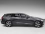 Volvo V60 2.0 T8 Recharge AWD R-Design PANO/MASSAGE+M-LEDER/B&W/360CAM/NAVI/H-UP///