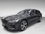 Volvo V60 2.0 T8 Recharge AWD R-Design PANO/MASSAGE+M-LEDER/B&W/360CAM/NAVI/H-UP///