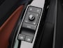 Volkswagen ID.4 Pro Business 77 kWh 204 Pk | Trekhaak | Carplay | Adaptive Cruise | Elektrische Stoelen | Leder Stuurwiel | 19 Inch