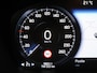 Volvo V60 2.0 T4 Inscription / Trekhaak / Panoramadak / 360 Camera / Head-up Display / Stoelverwarming / Lederen Bekleding / BLIS /