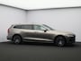 Volvo V60 2.0 T4 Inscription / Trekhaak / Panoramadak / 360 Camera / Head-up Display / Stoelverwarming / Lederen Bekleding / BLIS /