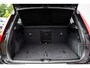 Volvo XC40 2.0 B4 Plus Dark | Trekhaak | Panoramadak | Lichtmetalen Velgen 19 inch | All-Season banden | Harman Kardon Audio | Achteruitrijcamera | Parkeersensoren | Keyless Entry | Elektrische Achterklep | Elektrisch Verstelbare Voorstoelen | Stoelverwarming | Google Navigatie | Apple Carplay | Android Auto