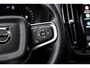 Volvo XC40 2.0 B4 Plus Dark | Trekhaak | Panoramadak | Lichtmetalen Velgen 19 inch | All-Season banden | Harman Kardon Audio | Achteruitrijcamera | Parkeersensoren | Keyless Entry | Elektrische Achterklep | Elektrisch Verstelbare Voorstoelen | Stoelverwarming | Google Navigatie | Apple Carplay | Android Auto