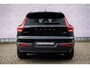 Volvo XC40 2.0 B4 Plus Dark | Trekhaak | Panoramadak | Lichtmetalen Velgen 19 inch | All-Season banden | Harman Kardon Audio | Achteruitrijcamera | Parkeersensoren | Keyless Entry | Elektrische Achterklep | Elektrisch Verstelbare Voorstoelen | Stoelverwarming | Google Navigatie | Apple Carplay | Android Auto