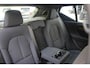 Volvo EX40 Single Motor Extended Range Plus 82 kWh | Trekhaak | Premium audio by Harman Kardon | Verwarmbare voorstoelen en stuurwiel | Apple carplay/Android auto | Adaptieve cruise control