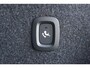 Volvo XC40 B4 Plus Dark | Trekhaak | Panoramadak | Verwarmbare voorstoelen, stuurwiel en voorruit | Adaptieve cruise control | Premium audio by Harman Kardon | Apple carplay/Android auto