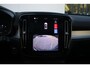 Volvo XC40 B4 Plus Dark | Trekhaak | Panoramadak | Verwarmbare voorstoelen, stuurwiel en voorruit | Adaptieve cruise control | Premium audio by Harman Kardon | Apple carplay/Android auto