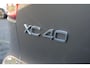 Volvo XC40 T5 Recharge R-Design | Semi-elektr. Trekhaak | Elektr. Schuif-/Kanteldak | Harman/Kardon | Elektrisch Verstelbare Stoelen Met Geheugen | Adaptieve Cruise Control | BLIS | Pilot Assist | Lederen Bekleding | Extra Getint Glas | 18" Lichtmetalen Velgen