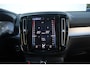Volvo XC40 T5 Recharge R-Design | Semi-elektr. Trekhaak | Elektr. Schuif-/Kanteldak | Harman/Kardon | Elektrisch Verstelbare Stoelen Met Geheugen | Adaptieve Cruise Control | BLIS | Pilot Assist | Lederen Bekleding | Extra Getint Glas | 18" Lichtmetalen Velgen