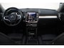 Volvo XC40 T5 Recharge R-Design | Semi-elektr. Trekhaak | Elektr. Schuif-/Kanteldak | Harman/Kardon | Elektrisch Verstelbare Stoelen Met Geheugen | Adaptieve Cruise Control | BLIS | Pilot Assist | Lederen Bekleding | Extra Getint Glas | 18" Lichtmetalen Velgen