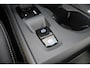 Volvo XC40 T5 Recharge R-Design | Semi-elektr. Trekhaak | Elektr. Schuif-/Kanteldak | Harman/Kardon | Elektrisch Verstelbare Stoelen Met Geheugen | Adaptieve Cruise Control | BLIS | Pilot Assist | Lederen Bekleding | Extra Getint Glas | 18" Lichtmetalen Velgen