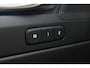 Volvo XC40 T5 Recharge R-Design | Semi-elektr. Trekhaak | Elektr. Schuif-/Kanteldak | Harman/Kardon | Elektrisch Verstelbare Stoelen Met Geheugen | Adaptieve Cruise Control | BLIS | Pilot Assist | Lederen Bekleding | Extra Getint Glas | 18" Lichtmetalen Velgen