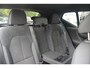 Volvo XC40 B4 Plus Dark | Trekhaak | Panoramadak | Verwarmbare voorstoelen, stuurwiel en voorruit | Premium audio by Harman Kardon | Apple carplay/Android auto |