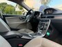 Volvo V70 1.6 T4 Limited Edition AUTOMAAT AIRCO PANO PDC
