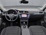 Volkswagen Tiguan 1.5 TSI ACT 150pk Highline DSG Automaat / Panorama schuifk dak / Navigatie / Wegkl trekhaak /