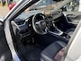 Toyota RAV4 2.5 Plug-in Hybrid AWD Style STOEL/STUUR VERWARMING PARKEERSENSOREN VOOR EN ACHTER