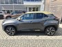 Toyota Yaris Cross 1.5 Hybrid Launch Edition TREKHAAK CAMERA AD-CRUISE STOEL/STUURVERW PARK-SENSOREN BLIND-SPOT HUD ELEK-ACHTERKLEP
