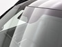 Mercedes-Benz GLB 200 Business Solution AMG 7p. 58 kWh | Premium plus pakket | Nightpakket | Parkeerpakket | Trekhaak | Vast panoramadak | GUARD 360° | Massage functie | Burmester Surround Sound systeem | 19” vijfspaaks lichtmetalen AMG-velgen |