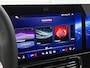 Mercedes-Benz GLB 200 Business Solution AMG 7p. 58 kWh | Premium plus pakket | Nightpakket | Parkeerpakket | Trekhaak | Vast panoramadak | GUARD 360° | Massage functie | Burmester Surround Sound systeem | 19” vijfspaaks lichtmetalen AMG-velgen |